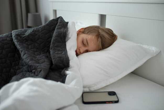 Почему ребенок дергается при засыпании и во сне